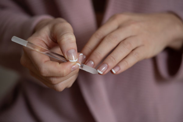 Glass manicure stick usage